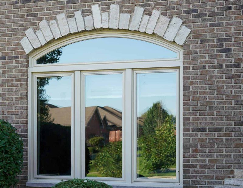Geometric_and_casement_windows-on-brick-home
